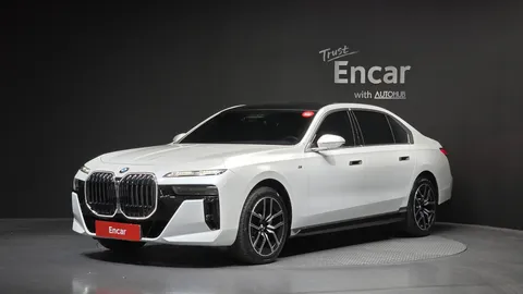 2023 BMW 7-Series 740i sDrive M Sport
