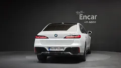 2023 BMW 7-Series 740i sDrive M Sport, белый — фото 4