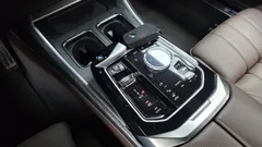 2023 BMW 7-Series 740i sDrive M Sport, белый — фото 9
