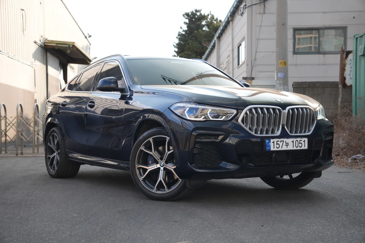 2023 BMW X6 xDrive40i M Sport