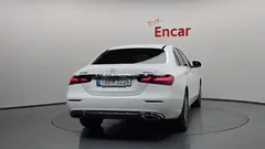 2023 Mercedes-Benz E-Class E350 4MATIC Exclusive — фото 4