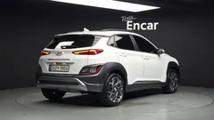 2023 Hyundai Kona Inspiration, белый — фото 2