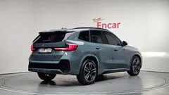 2023 BMW X1 sDrive 20i M Sport, синий — фото 2
