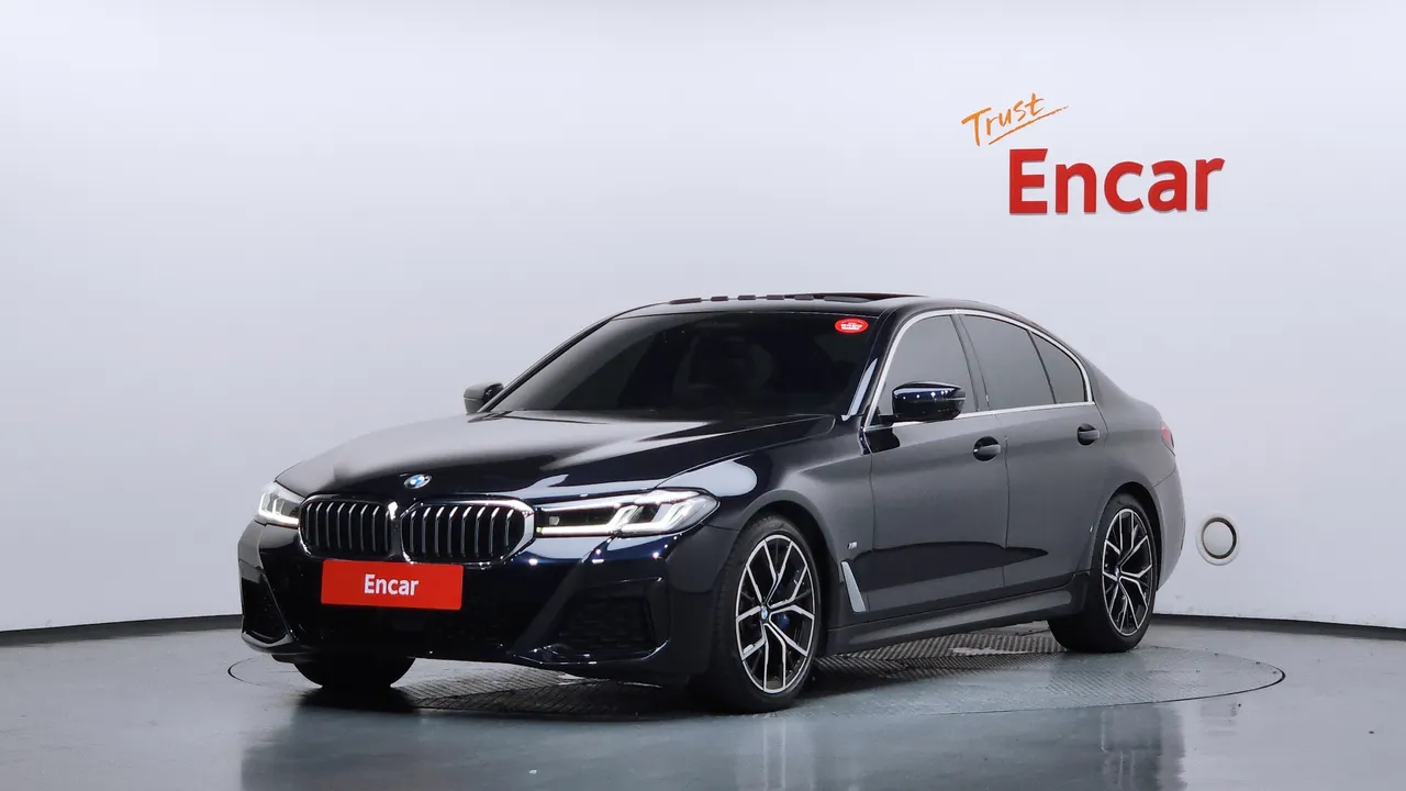 2022 BMW 5-Series 530i M Sport Package