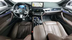 2022 BMW 5-Series 530i M Sport Package, чёрный — фото 14