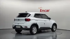 2021 Hyundai Venue 1.6 Modern, белый — фото 2