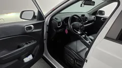 2021 Hyundai Venue 1.6 Modern, белый — фото 10