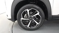 2021 ChevroletGMDaewoo Trailblazer 1.3 Turbo 4WD, белый — фото 5