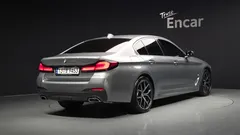 2023 BMW 5-Series 530i M Sport Package — фото 2