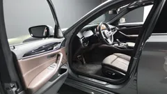 2023 BMW 5-Series 530i M Sport Package — фото 10
