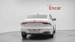 2023 Hyundai Grandeur 3.0 LPi Rent Car — фото 4