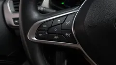 2023 Renault Samsung XM3 1.6 E-TECH Inspire e-shifter — фото 15