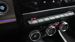 2023 Renault Samsung XM3 1.6 E-TECH Inspire e-shifter — фото 17