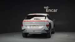 2023 Hyundai Kona Gasoline 1.6 Turbo 2WD, серо-серебристый — фото 4