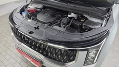 2024 Kia Canival Diesel 9-Seater Signature, серебристый — фото 6