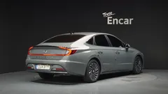 2022 Hyundai Sonata Premium Plus — фото 2