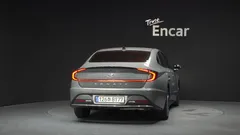 2022 Hyundai Sonata Premium Plus — фото 4