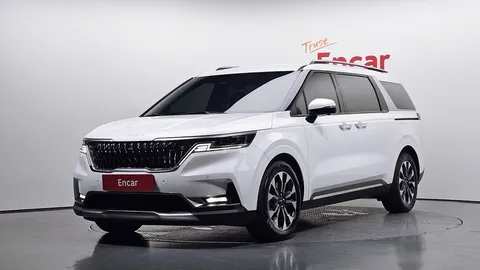 2023 Kia Carnival Diesel 7-Seater Outdoor