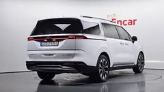 2023 Kia Carnival Diesel 7-Seater Outdoor — фото 2