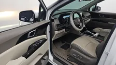 2023 Kia Carnival Diesel 7-Seater Outdoor — фото 10