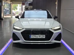 2023 Audi RS7 4.0 TFSI Quattro, белый — фото 3
