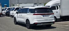 2023 Kia Carnival Gasoline 7-Seater Noblesse — фото 5