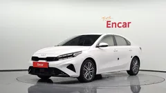2022 Kia K3 1.6, белый — фото 1