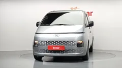 2023 Hyundai Staria Cargo 3-Seater — фото 3
