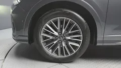 2022 Audi Q3 35 TDI Quattro Premium, серый — фото 5