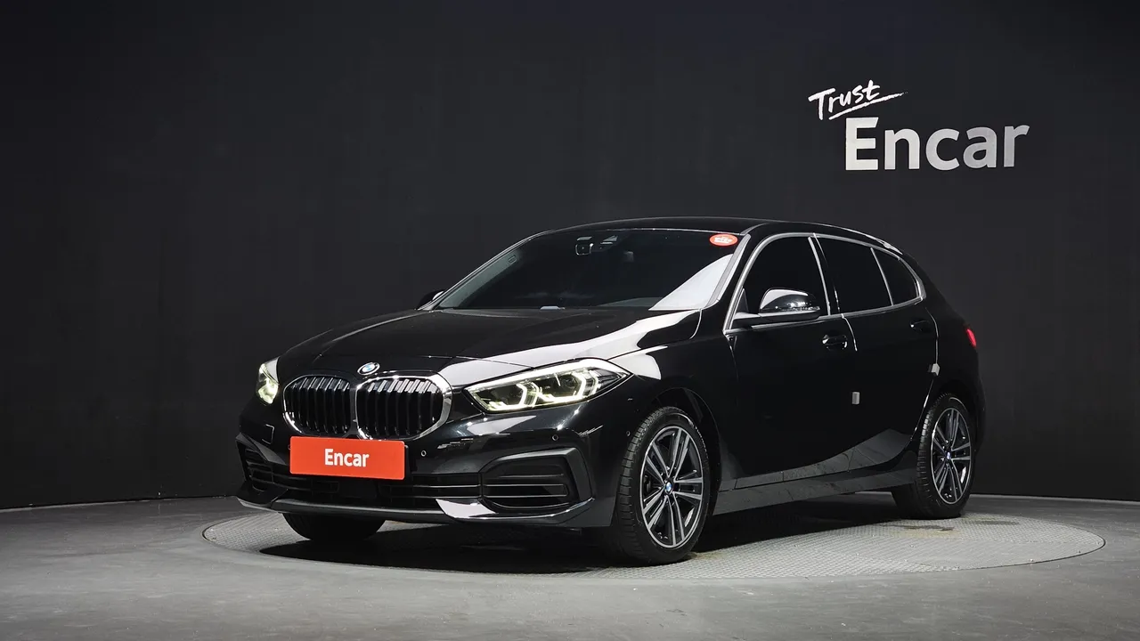 2022 BMW 1-Series 120i Advantage