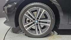 2022 BMW 1-Series 120i Advantage — фото 5