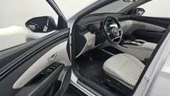 2022 Hyundai Tucson Inspiration 2WD, белый — фото 10