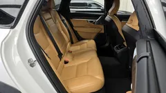 2021 Volvo V90 B5 Pro AWD, белый — фото 11