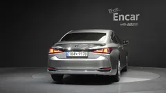 2021 Lexus ES Luxury Plus, 연금색 — фото 4