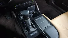 2021 Lexus ES Luxury Plus, 연금색 — фото 9