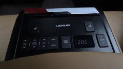2021 Lexus ES Luxury Plus, 연금색 — фото 18
