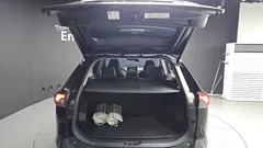 2023 Toyota RAV4 2,5 4WD Hybrid LTD, чёрный — фото 20
