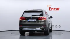 2023 BMW X5 xDrive 30d xLine, 연금색 — фото 4