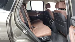 2023 BMW X5 xDrive 30d xLine, 연금색 — фото 12