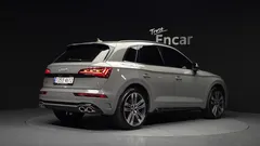 2021 Audi SQ5 3.0 TFSI Quattro, серо-серебристый — фото 2