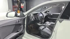 2021 BMW 2-Series 218d Advantage, белый — фото 10