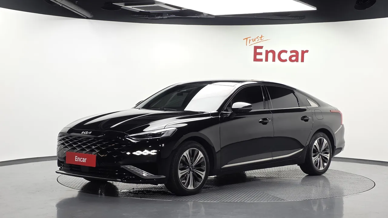 2023 Kia K8 Signature