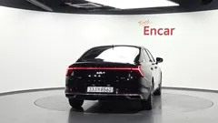 2023 Kia K8 Signature — фото 4
