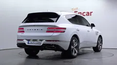 2022 Genesis GV80 2.5T Gasoline 2WD — фото 2