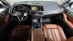 2021 BMW X7 xDrive 40i Design Pure Excellence 6-Seater, белый — фото 7