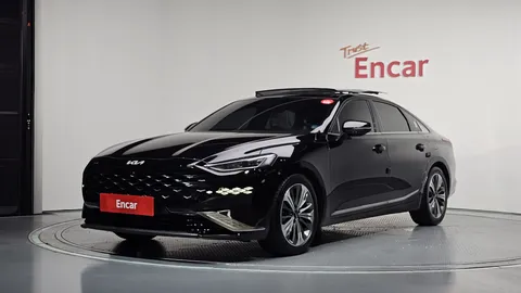 2023 Kia K8 Signature