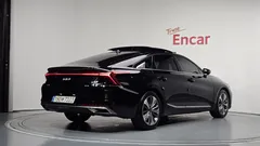 2023 Kia K8 Signature, чёрный — фото 2