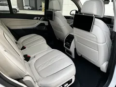 2022 BMW X7 xDrive 40d Design Pure Excellence 7-Seater — фото 17