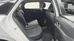 2022 Kia K5 2.0 LPI(Renter car) — фото 12