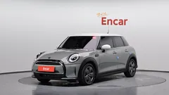 2023 Mini Cooper 5Door Classic — фото 1